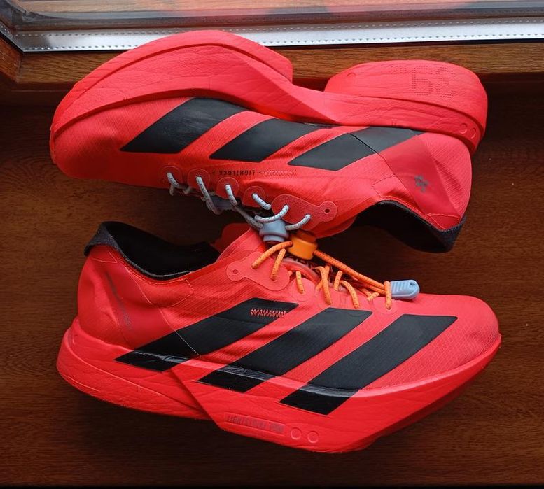 Кросівки adizero adios pro 4 jr6356 оригінал р.41 червоні бігові
