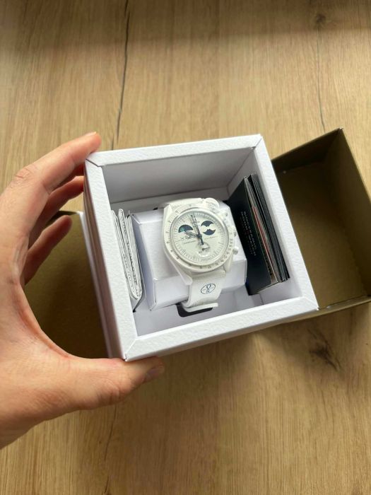 Omega x Swatch Bioceramic Moonswatch Mission To Earthphase Moonshine Gold Nowy Kolekcjonerski