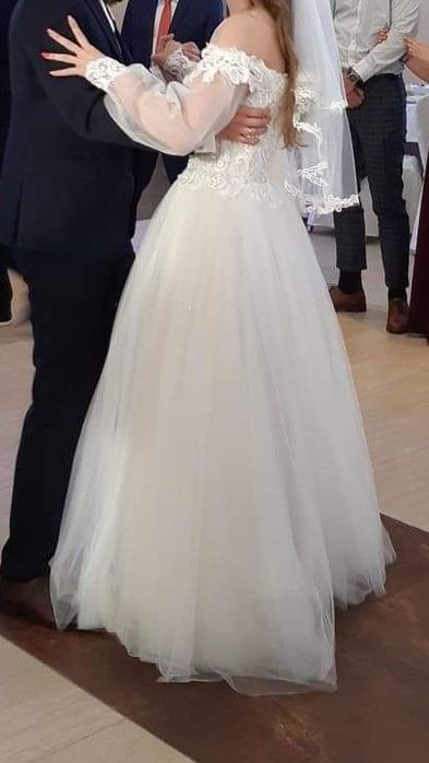 Suknia ślubna "Carmen" Laura Romano