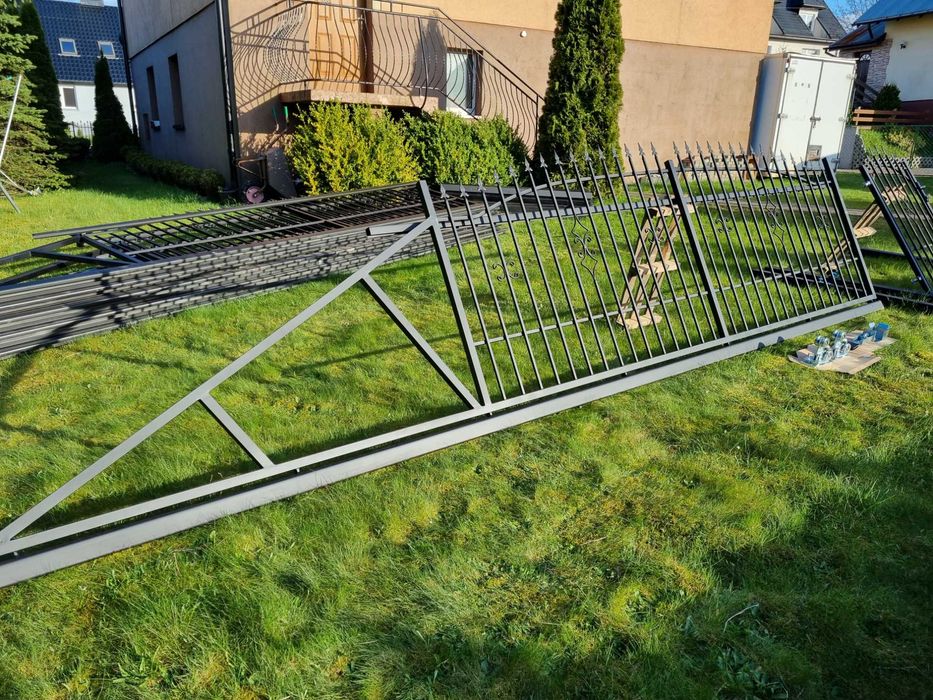 Nowa Brama wjazdowa, kuta 6m + furtka - kompletna do montażu