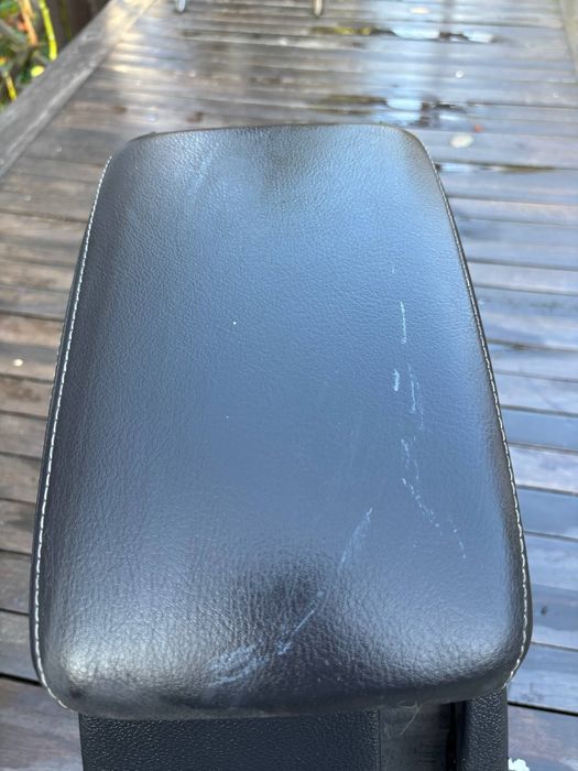 Підлокітник  Volkswagen Golf VI гольф 6 опис