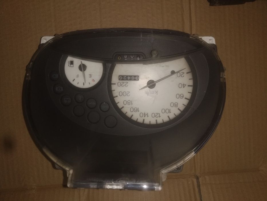 Продам запчасти Форд КА