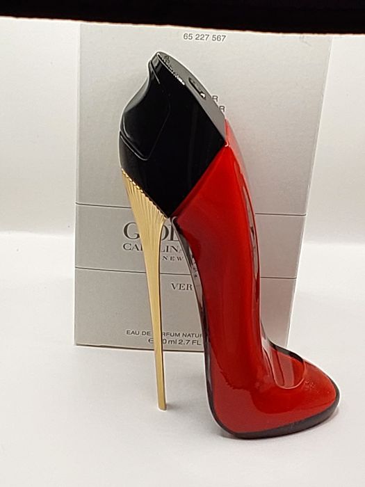 Very Good Girl Carolina Herrera