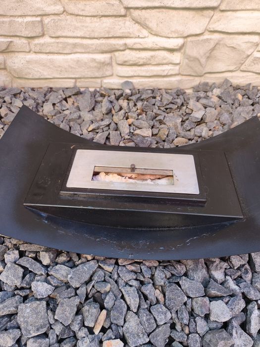 Biokominek wolnostojący