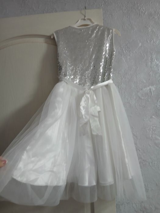 Карнавальний костюм продам