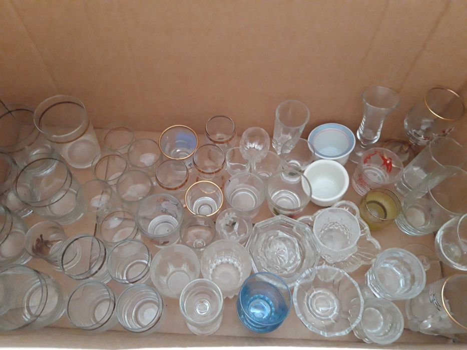 Naczynia szklane różne