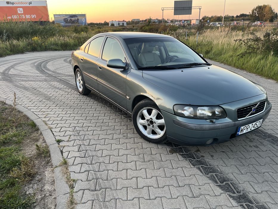 Volvo S60
