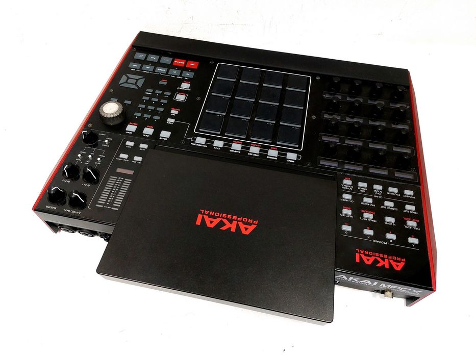 Akai MPC X Standalone Sampler + Touchscreen | Stan Bardzo Dobry