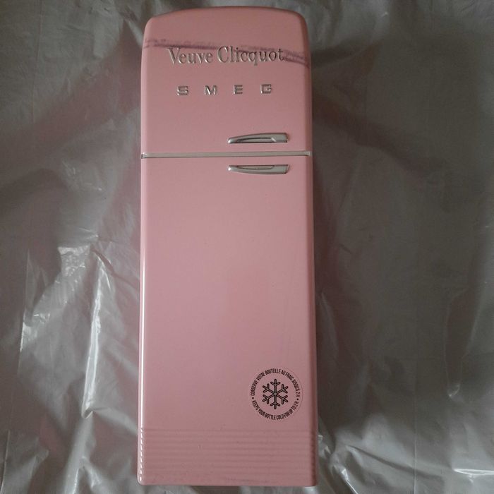 Коробка для шампанского .