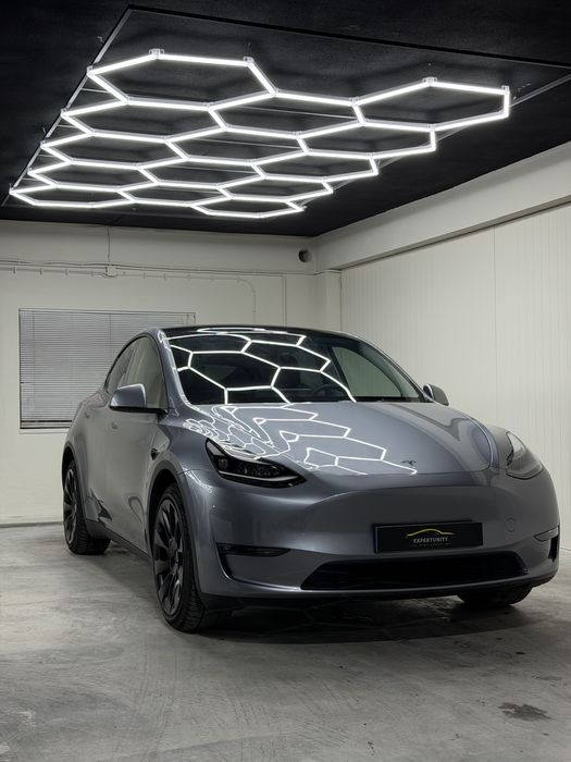 Tesla Model Y Long range dual motor