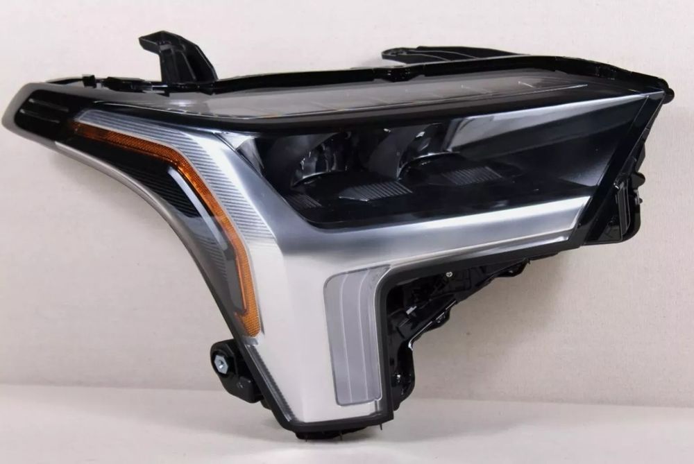 Продам комплект фар Toyota Sequoia/Tundra 2022 - 2025