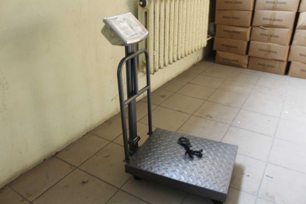 waga magazynowa sklpowa do kuchni na skrzynki i worki 300 kg 40x50 jak