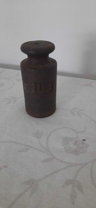 Stary odważnik 1kg