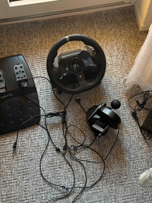 Kierownica Logitech G920 pedały + biegi