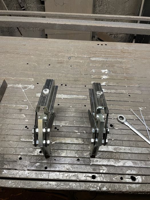 Петли для напольного люка под приварку: 2 750 грн. - Елементи кріплення ...