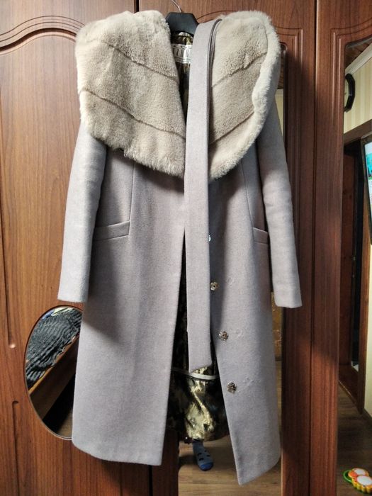 Пальто жіноче зима