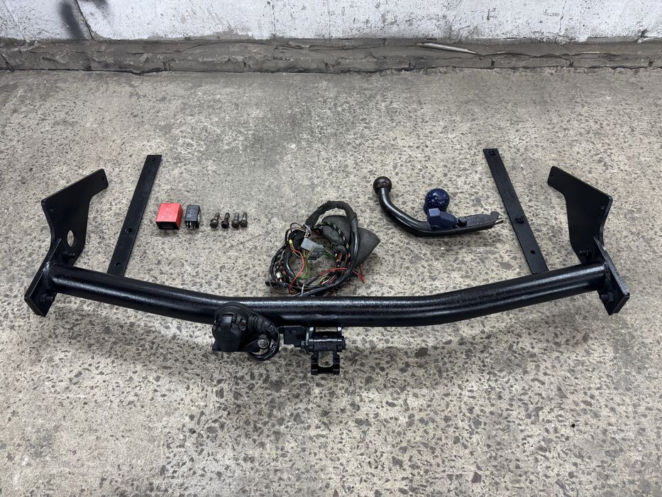 Зйомни Фаркоп форкоп приципне Форд Фокус 2 ІІ Ford Focus 2 Універсал