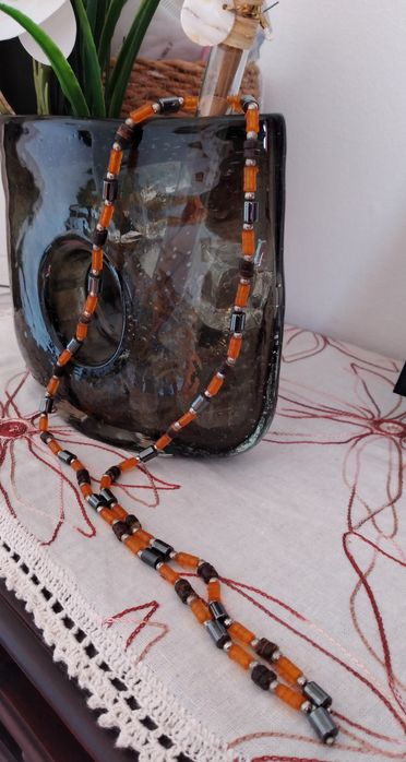 Colar ou bracelete com imans