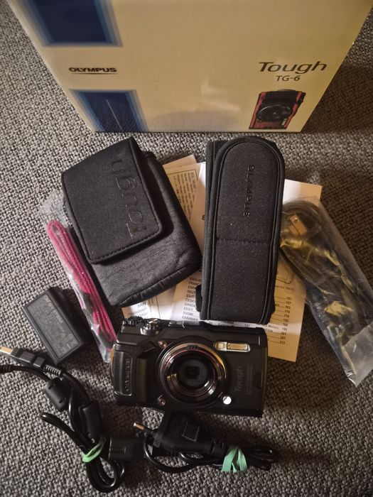 Olympus TG-6 w stanie 5-/6 komplet