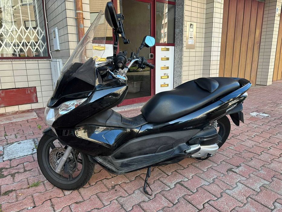 Honda PCX 125 (2010) – Para Reparar ou Peças