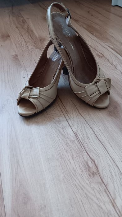 Sandały Zych Staszewski r.37 skóra