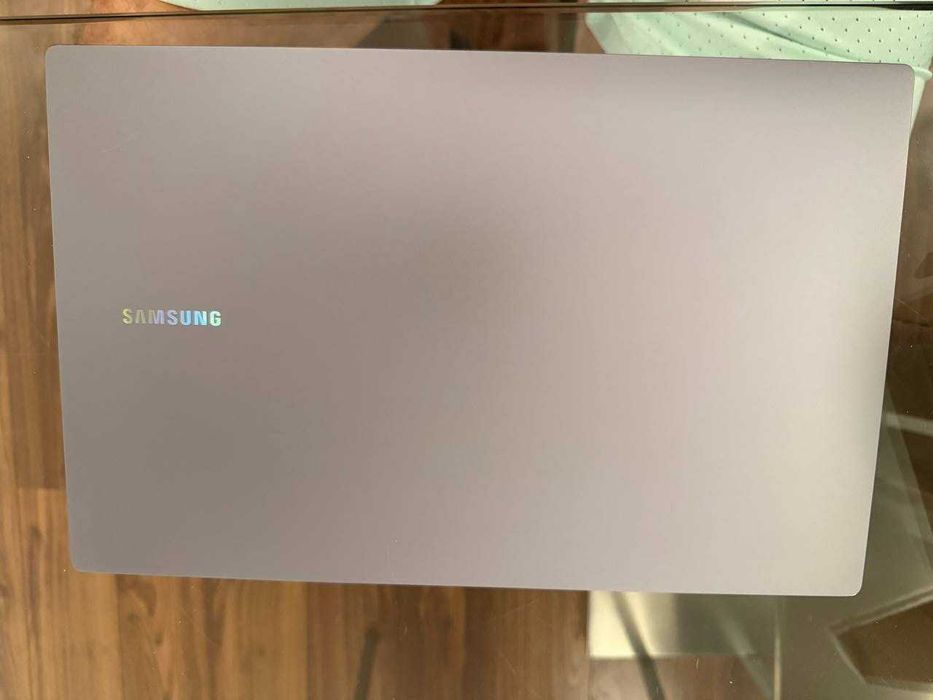 Portátil Samsung Galaxy Book4 15.6" – Excelente estado!