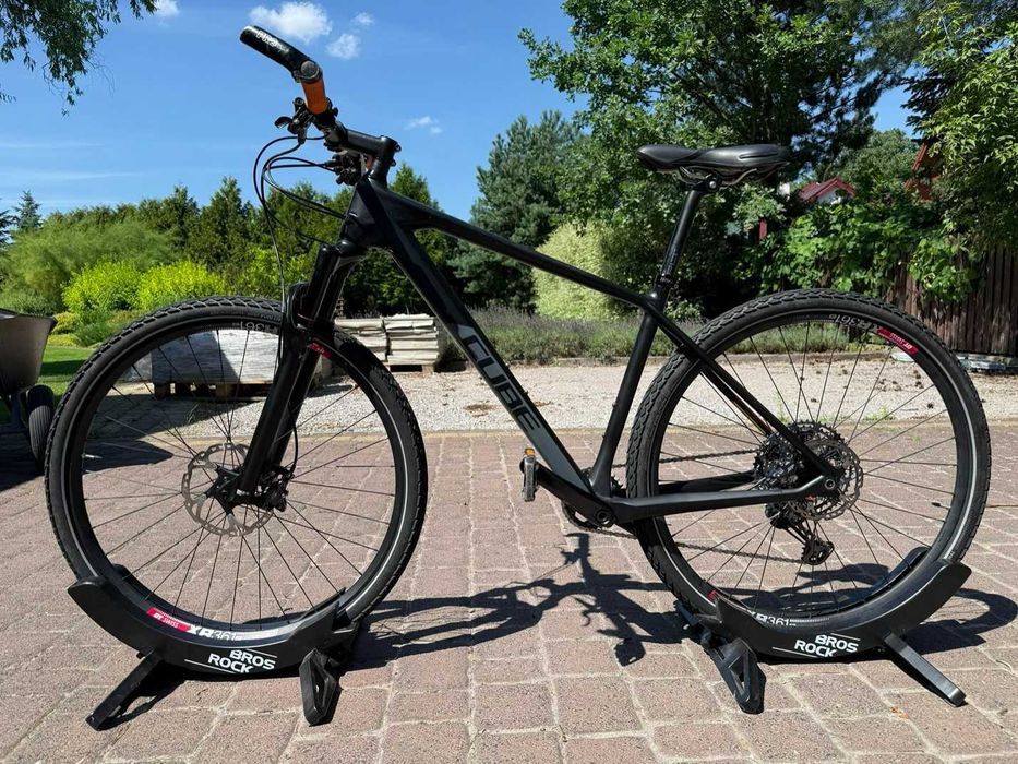 Rower Cube MTB XC C62 PRO Carbon. Rozmiar L