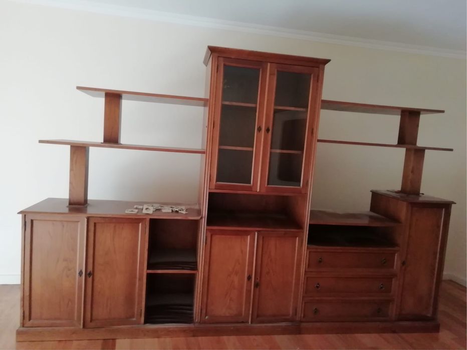 movel de madeira maciça