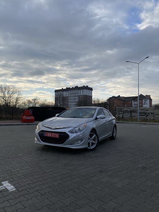 Продам Hyndai Sonata Hybrid 2014 Р
