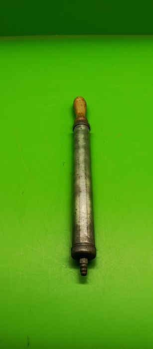 Pompka do piłek Polska polsport drewniana rączka sprawna.