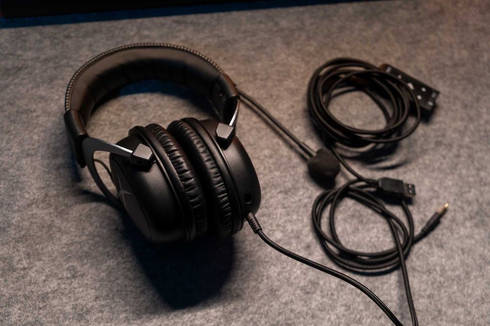 Headset HyperX Cloud II – Como Novos439012347483924481