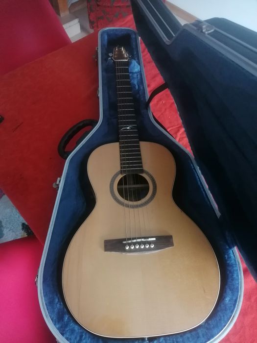 Guitarra Seagull Artist Grand (com LR Baggs Micro EQ)