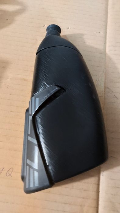 Bidon e grade porta Bidões em carbono Contrarelógio Triatlo