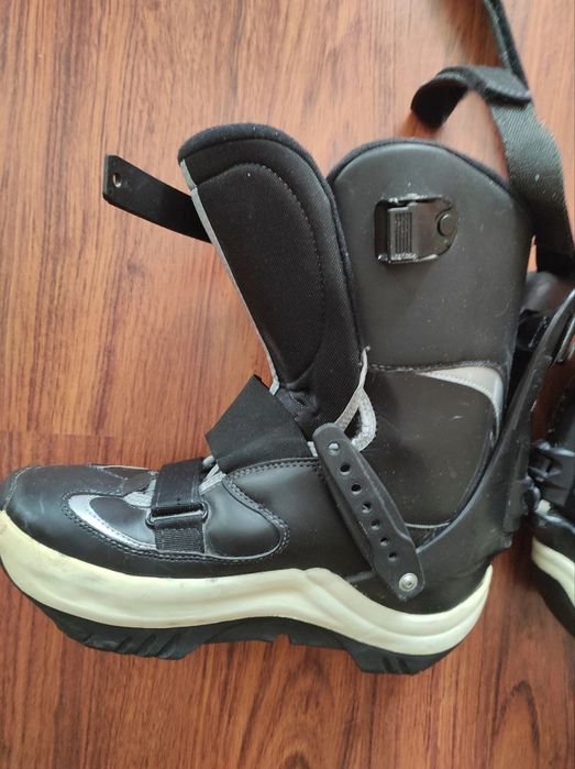 Сноуборд Nidecker, кріплення і боти