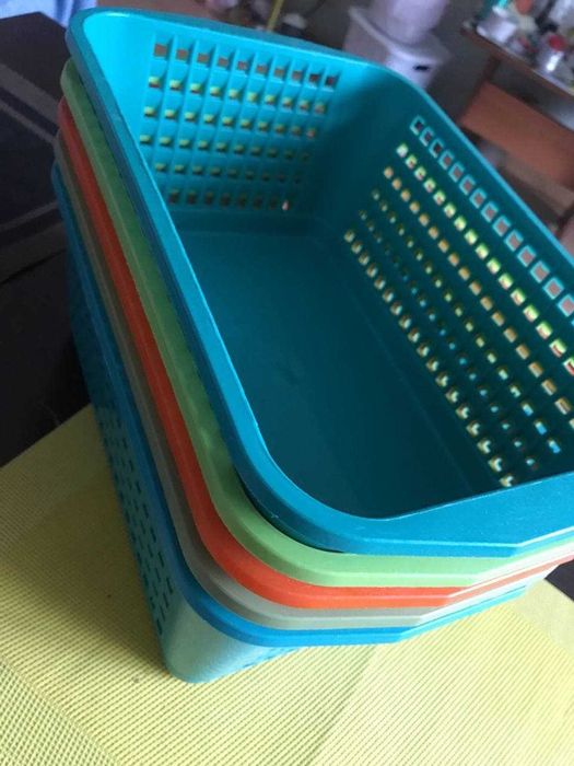 корзинка пластикова плотная