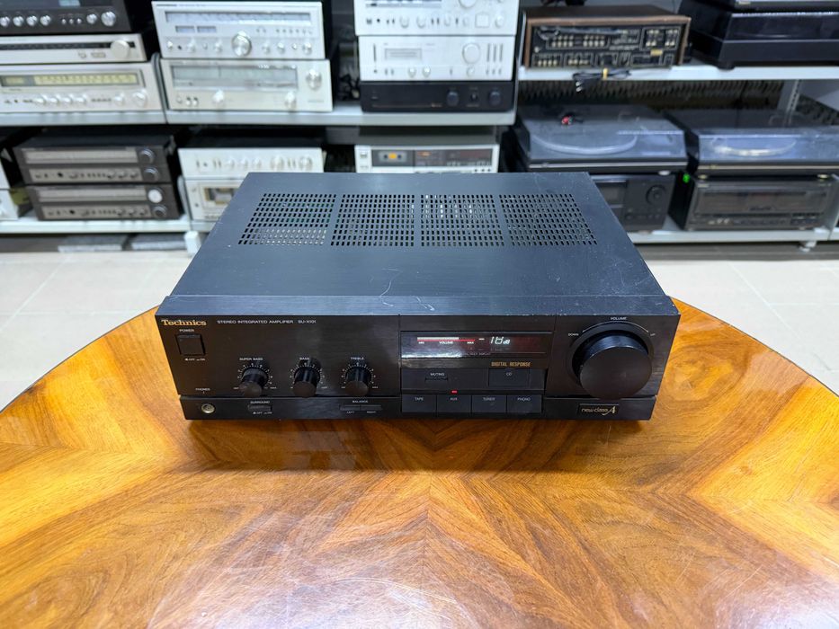 Wzmacniacz Technics SU-X101 Audio Room