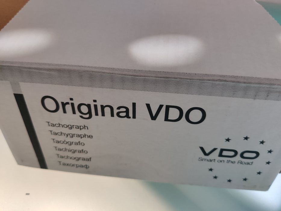 Tacógrafo VDO actual 2026 na caixa, como novo