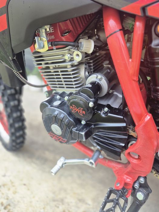Продам мотоцикл Bse J10 Enduro