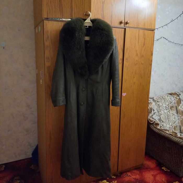 Кожане пальто (під пояс)з натуральним воротником із песця зима осінь весна,довге