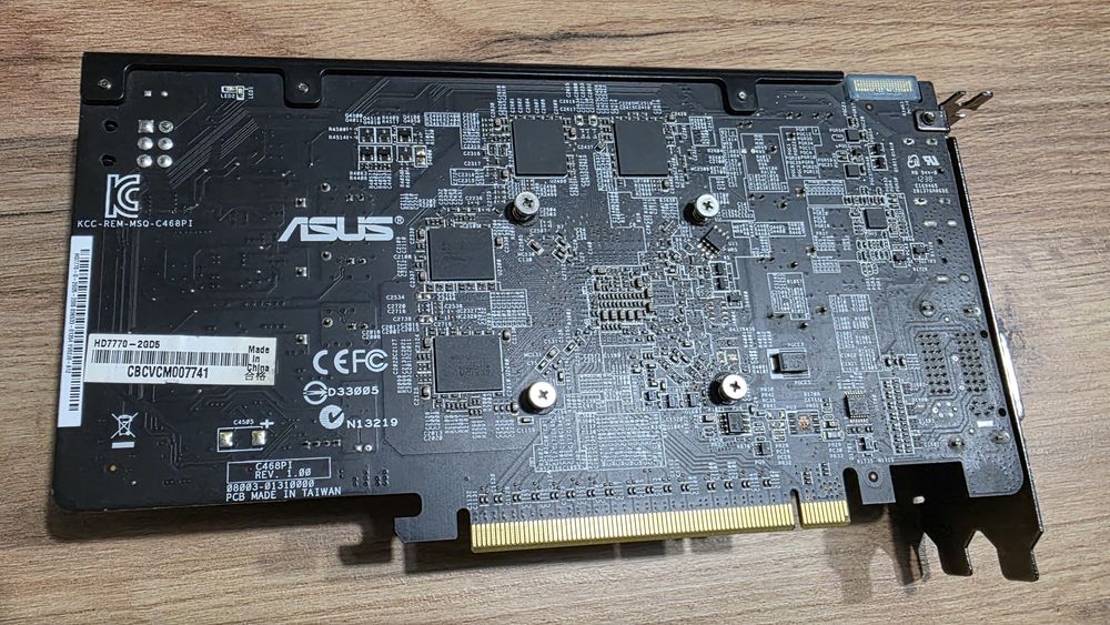 Placa gráfica hd7770 2gb