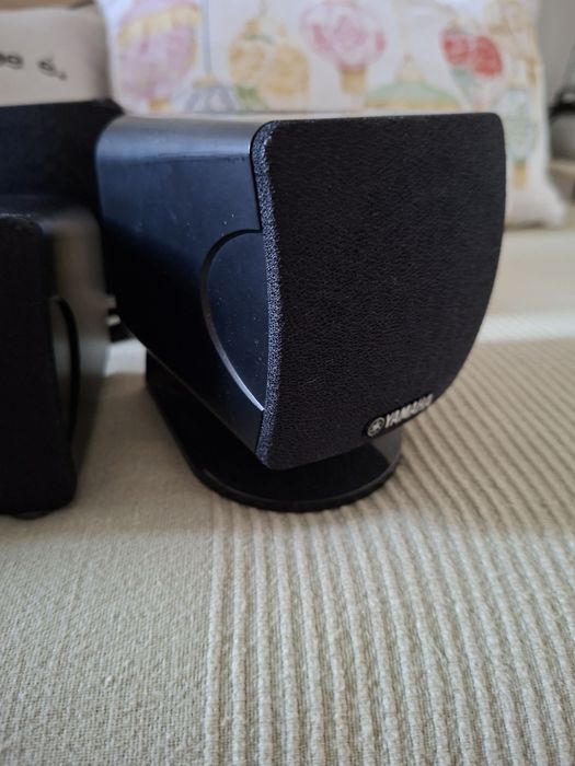 Subwoofer e sistema cinema em casa