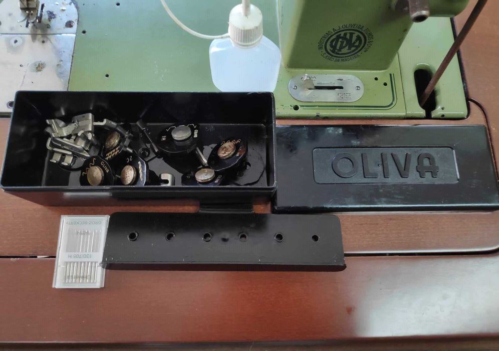 Máquina Costura Oliva CL50