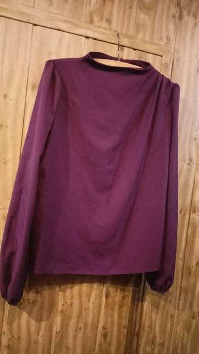 Fioletowa bluzeczka damska Moon S/M rozpinana z tyłu elegancka 30% wiskoza