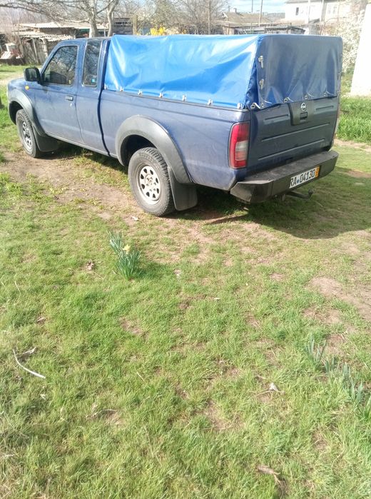 Нісан навара D22,NP300