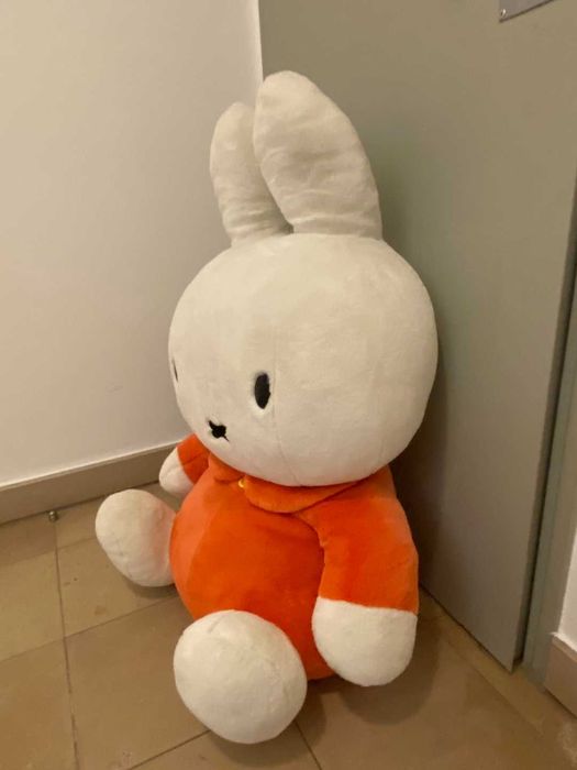 Peluche Miffy 70 cm de altura. Coelhinho. Original ! Nijntje
