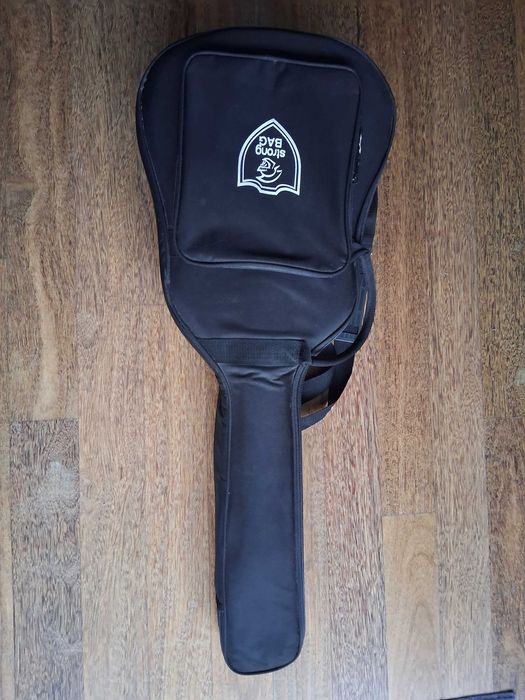 Vendo guitarra como nova