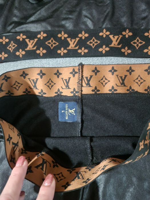 Dres komplet. LV  nowy