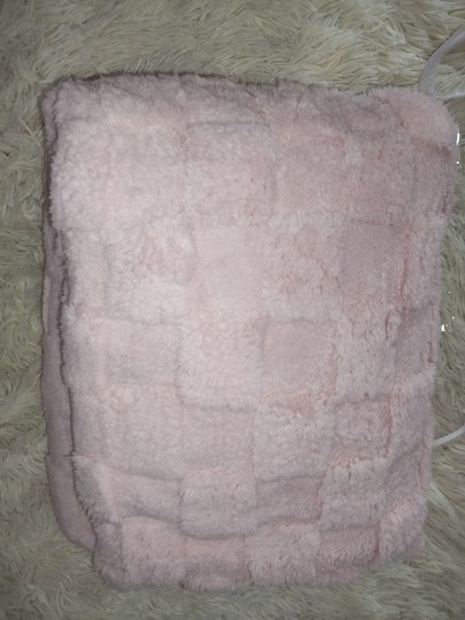 Плед 180x200 см розовый покрывало плюшевое двухспальное в сумке