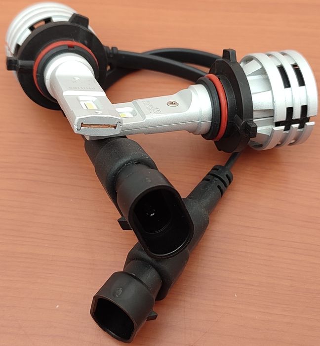 Philips Lâmpadas LED HB3 HB4