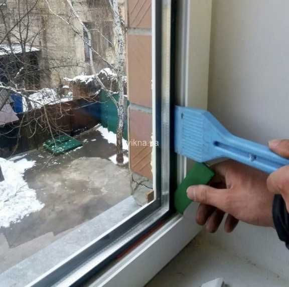 Стеклопакеты Окна  Ремонт вікон Регулювання вікон Склопакети   Є-відновлення